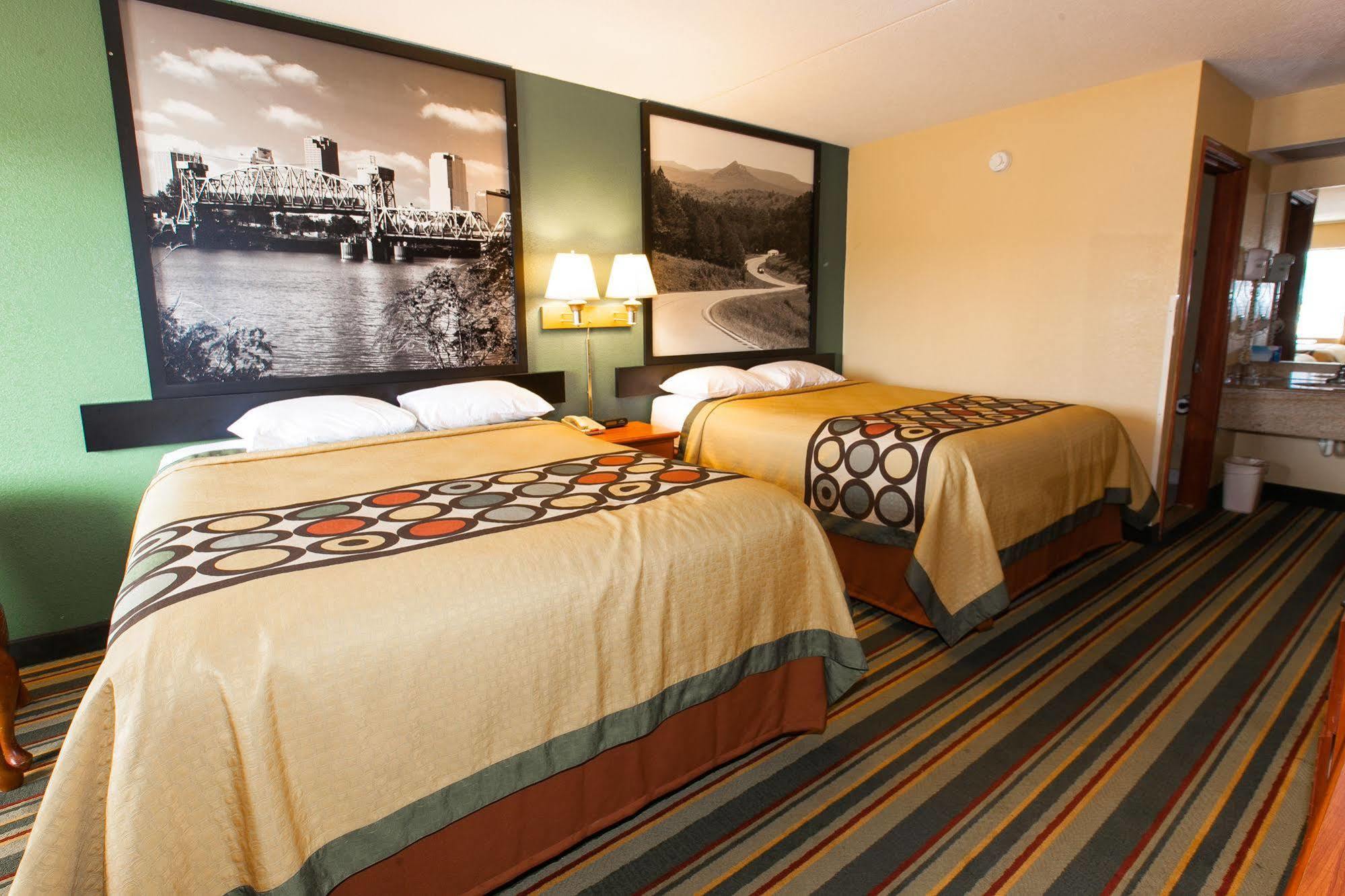 Super 8 By Wyndham Jacksonville Ar Exterior foto